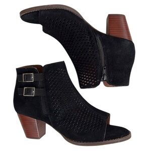 EUC Vionic Leather Chryssa Open Toe Heeled Booties Black Size 8